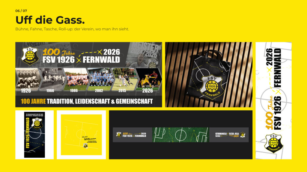 Schritt 6, Uff die Gass: Bühnenbanner, Tasche, Fahne, Roll-up, Serviette und Tischläufer