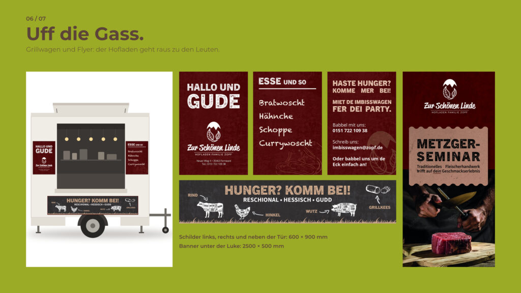 Schritt 6, Uff die Gass: Grillwagen mit Schildern und Banner, dazu der Flyer zum Metzgerseminar